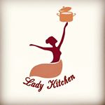 Lady_kitchen