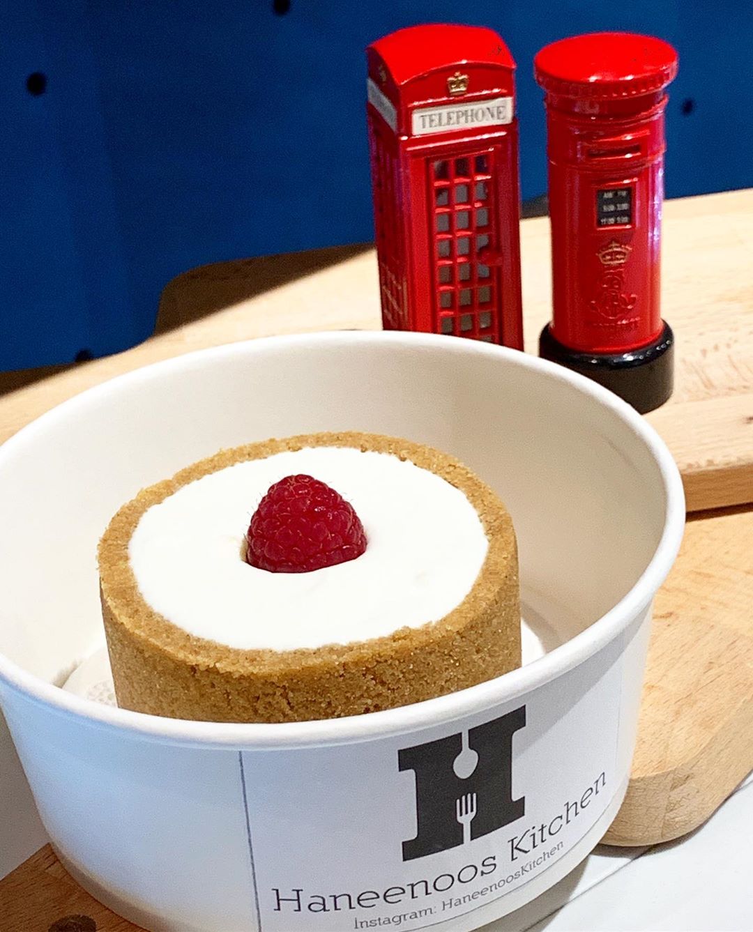 Never too late to try london cheesecake ‍♂️ جمعة مباركة لاتنسوا تزورونا في كريت #homemade