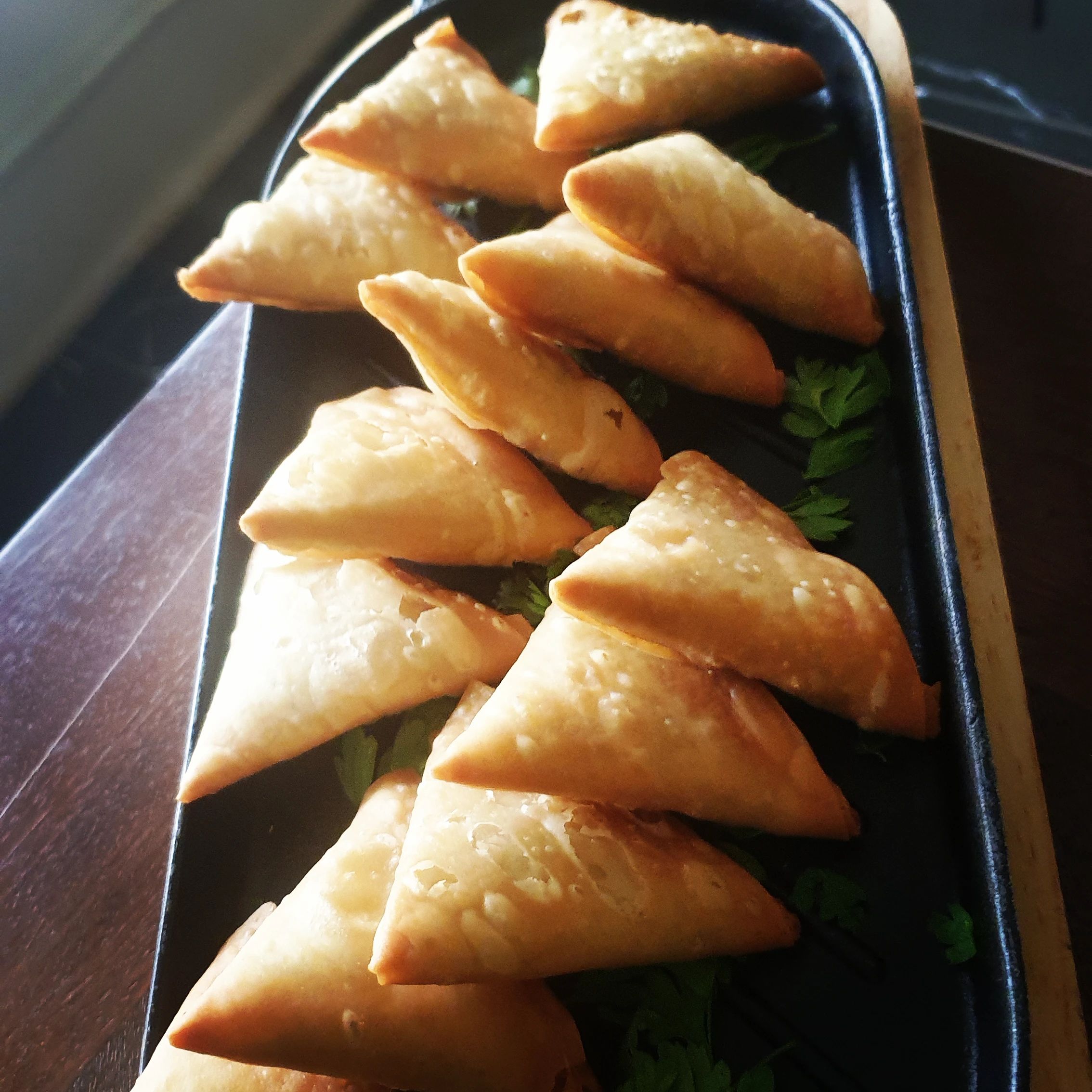 سمبوسة يحبها قلبكم .