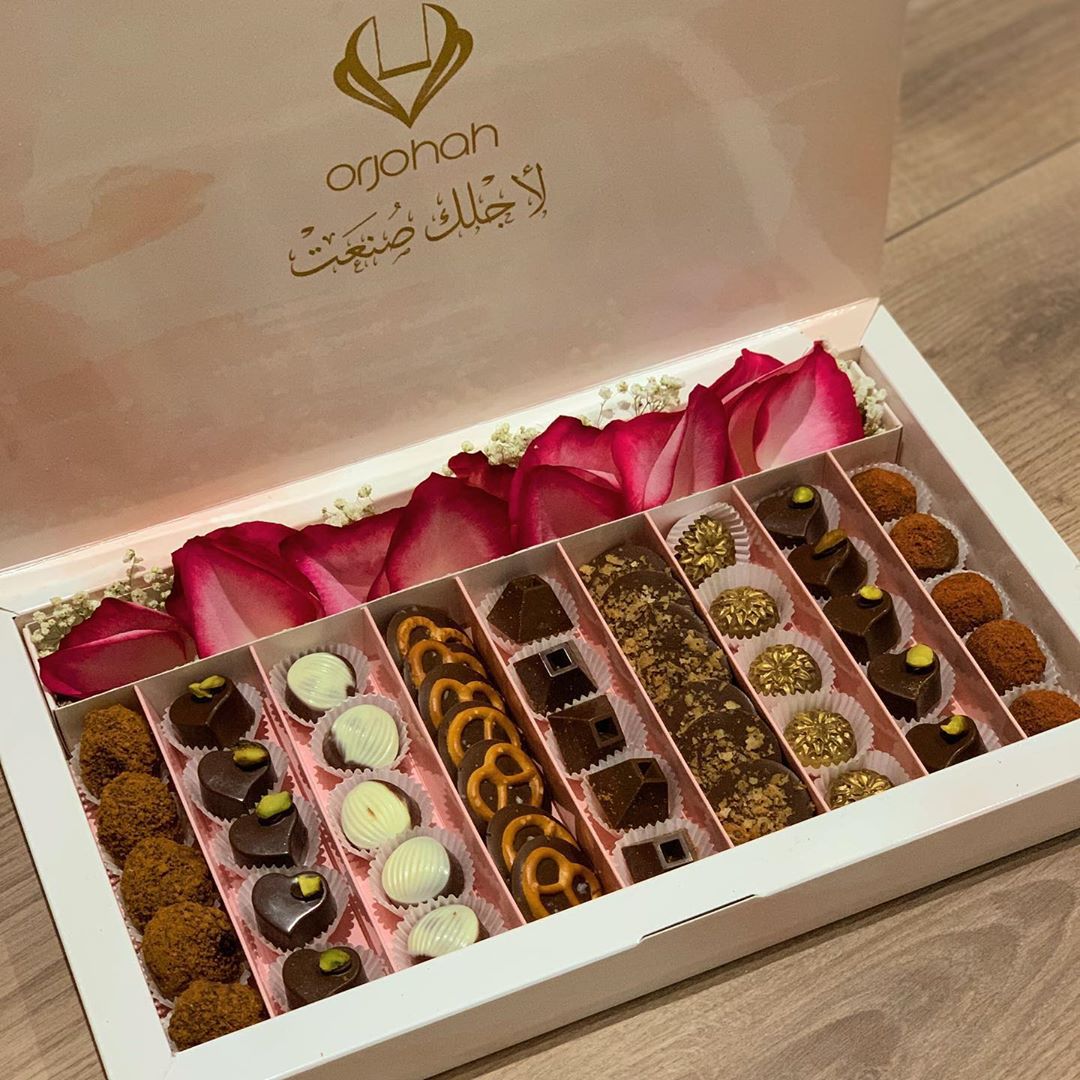 بوكس مشكل بـ ١٧٥ ريال .. #حلا #حلويات_أرجوحه #شوكلاتة #مناسبات #الرياض #صواني #زواج #افرا