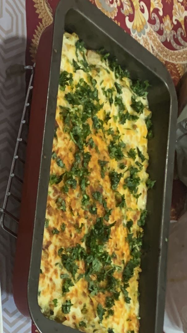 صينيه بطاطس وقطع الدجاج اللذيذه😊