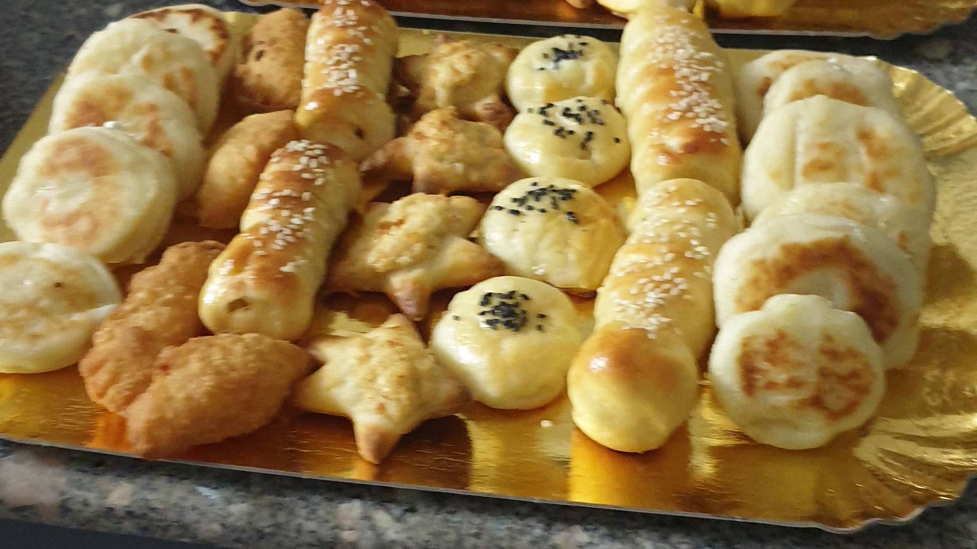 فطائر مشكله بحشوات مختلفه
