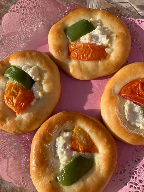 فطاير جبن وخضار