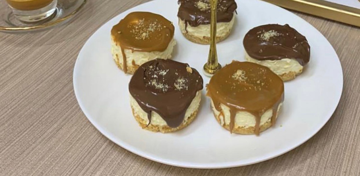 تشيز كيك وسط