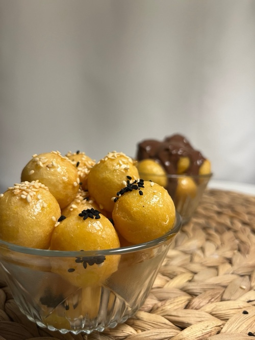 لطلب واتس او انستقرام