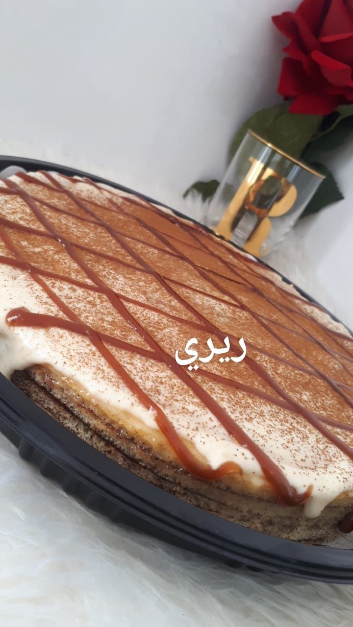 كيكه كبيره طبقات بنكهه السينابون