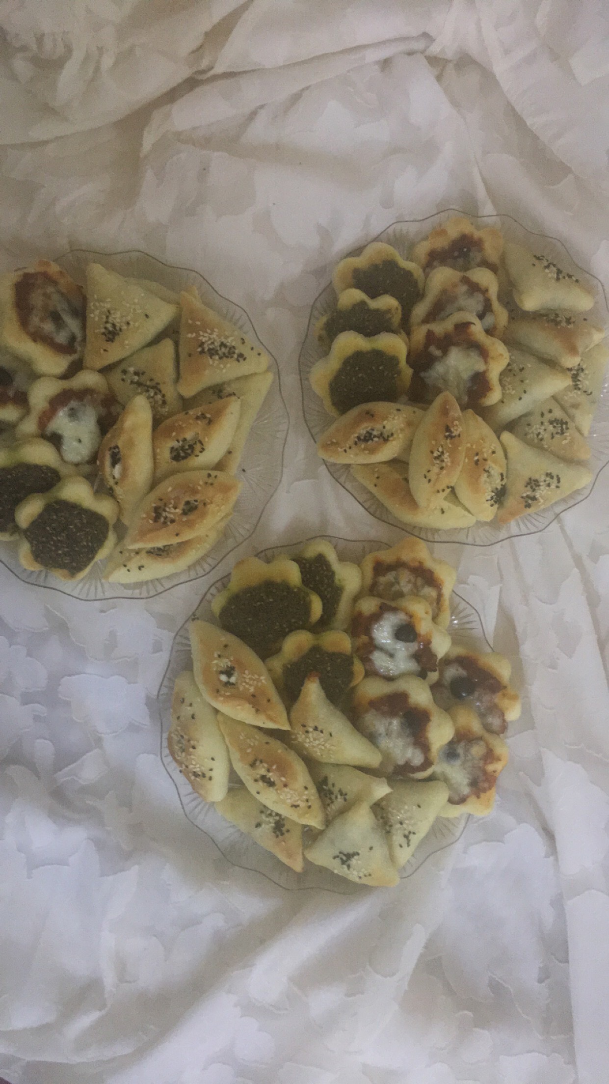 فطاير مشكله الكيلو ٦٥ ريال