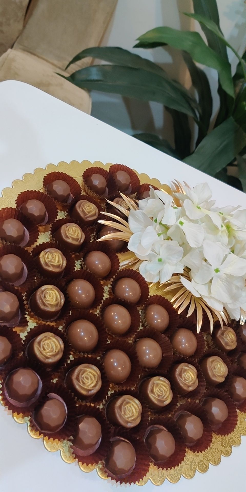 شوكولاتة بلجيكية محشيه