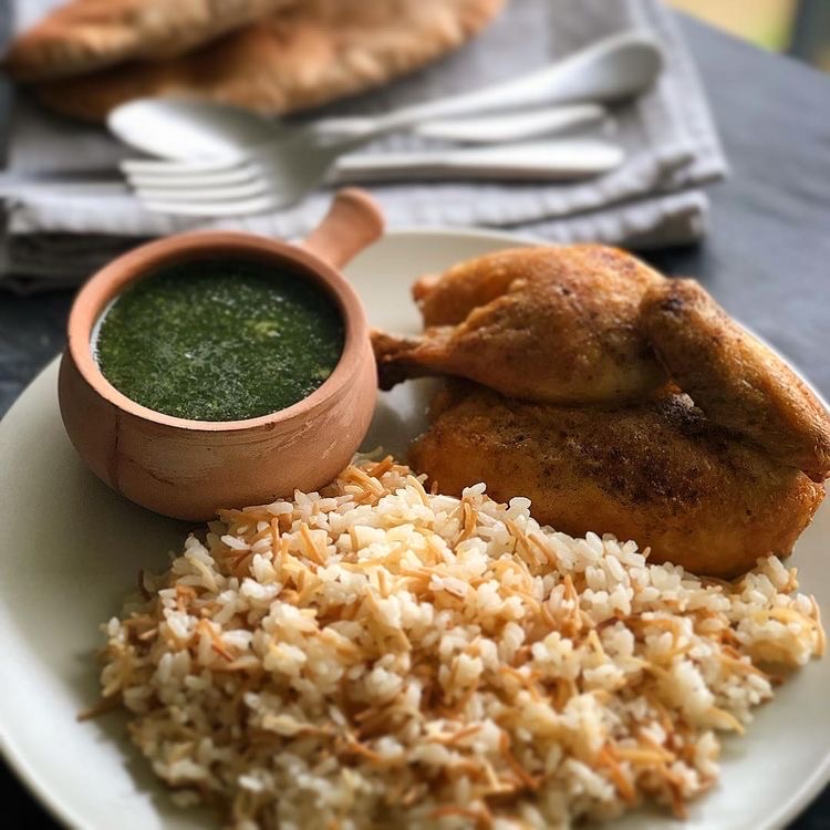 دجاج و ملوخيه و رز