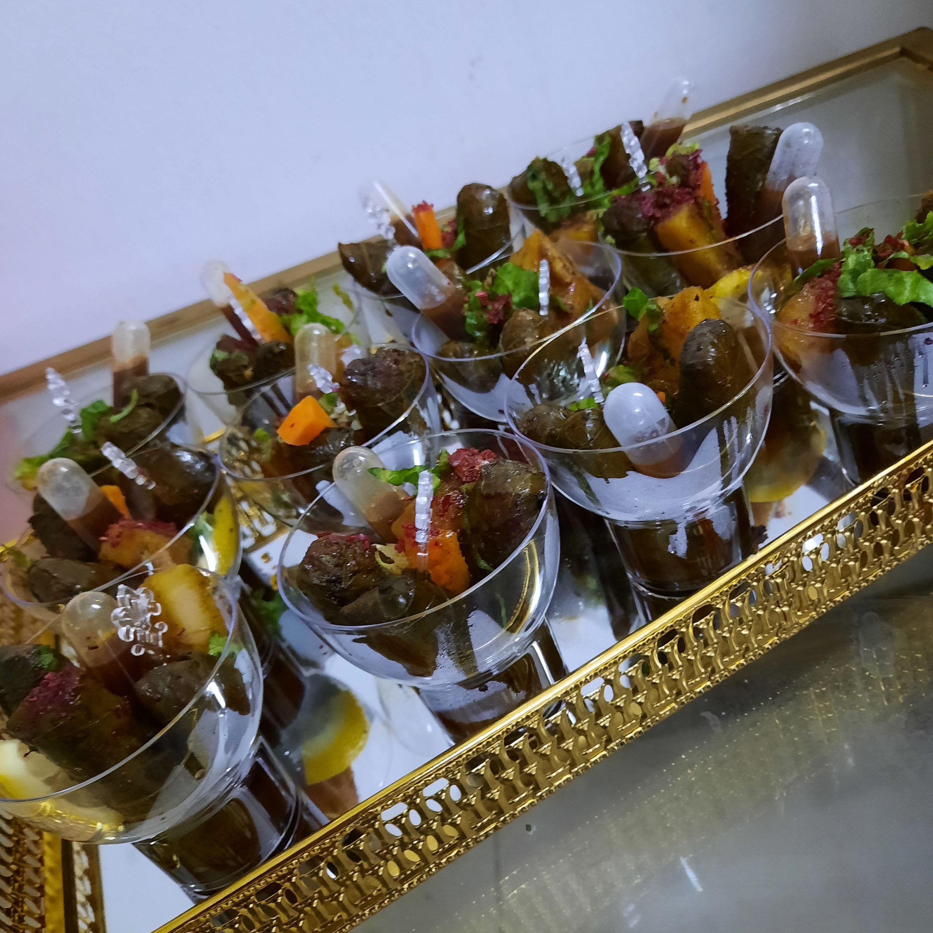 الذ ورق عنب لتواصل واتساب الطلب قبلها بيوم
