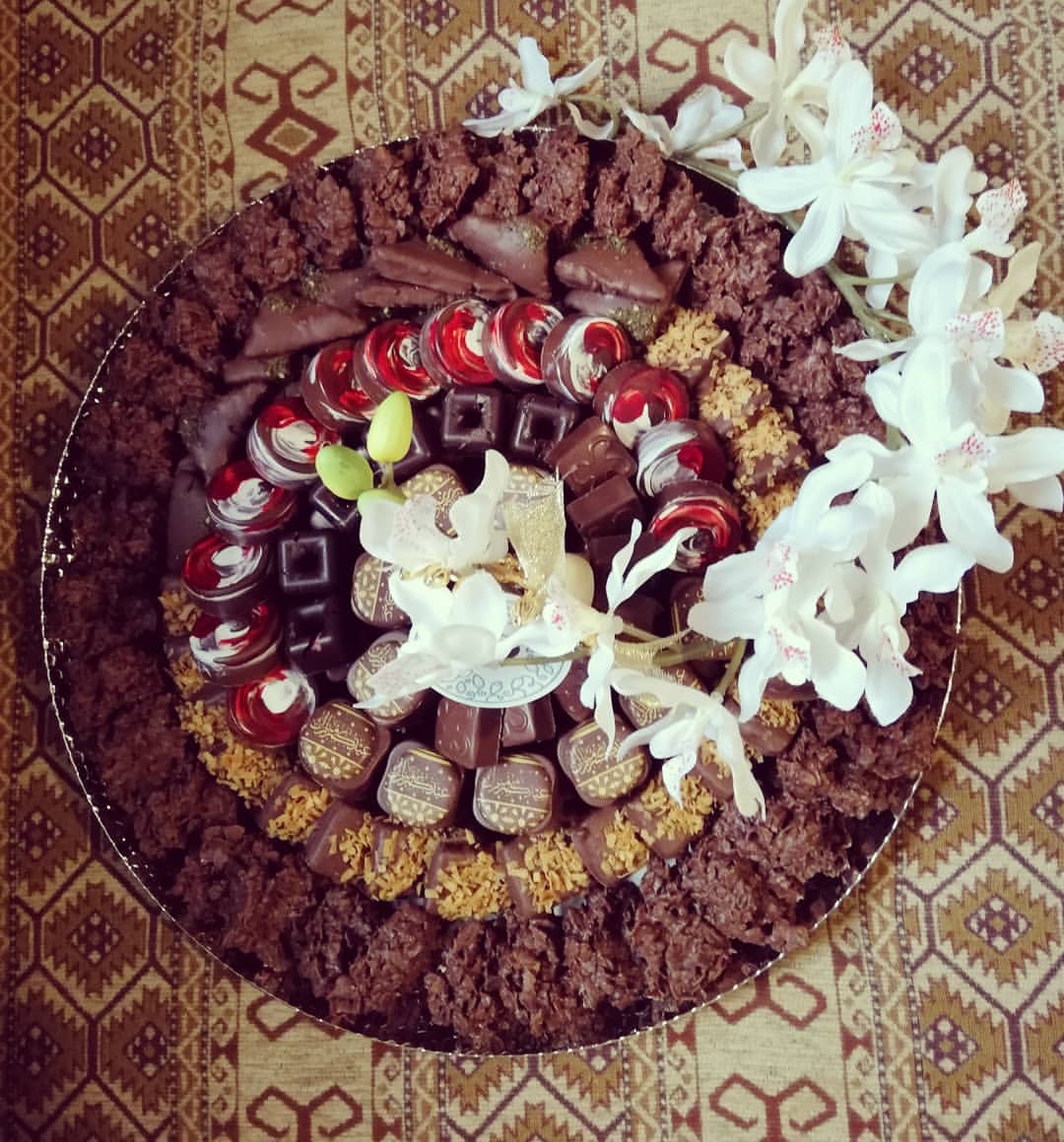 نستقبل حجوزاتكم على الشوكلاته المكشوفه #زفافي #زفاف_اعراس #تصويري #قهوتي #أسعد_غيرك_تسعد#ا