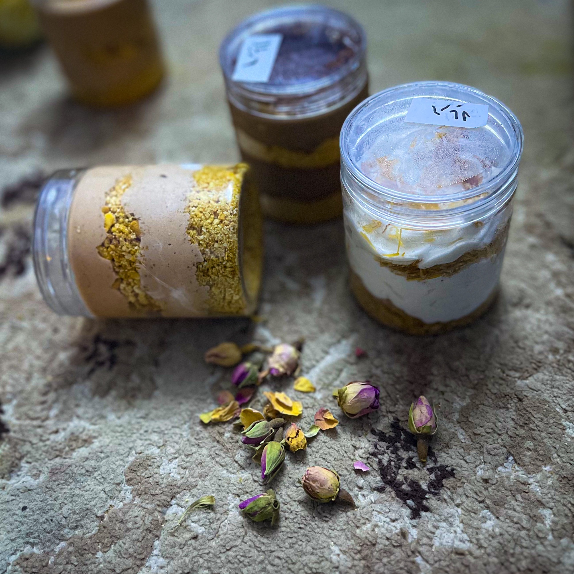 حلى لوتس حلى شعيرية