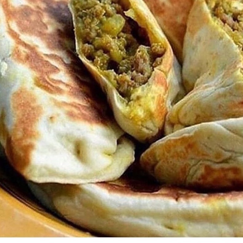 سندويشات لحم مفروم مع الصوص