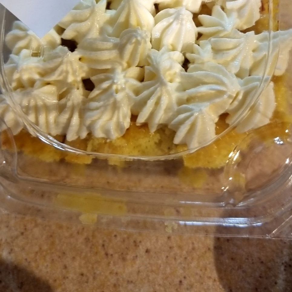 كيك الحليب بالزعفران حجم كبير