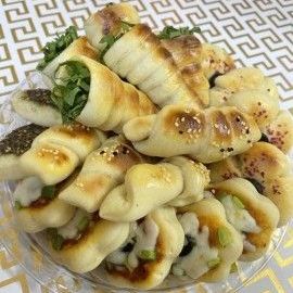معجنات مشكله صحن صغير
