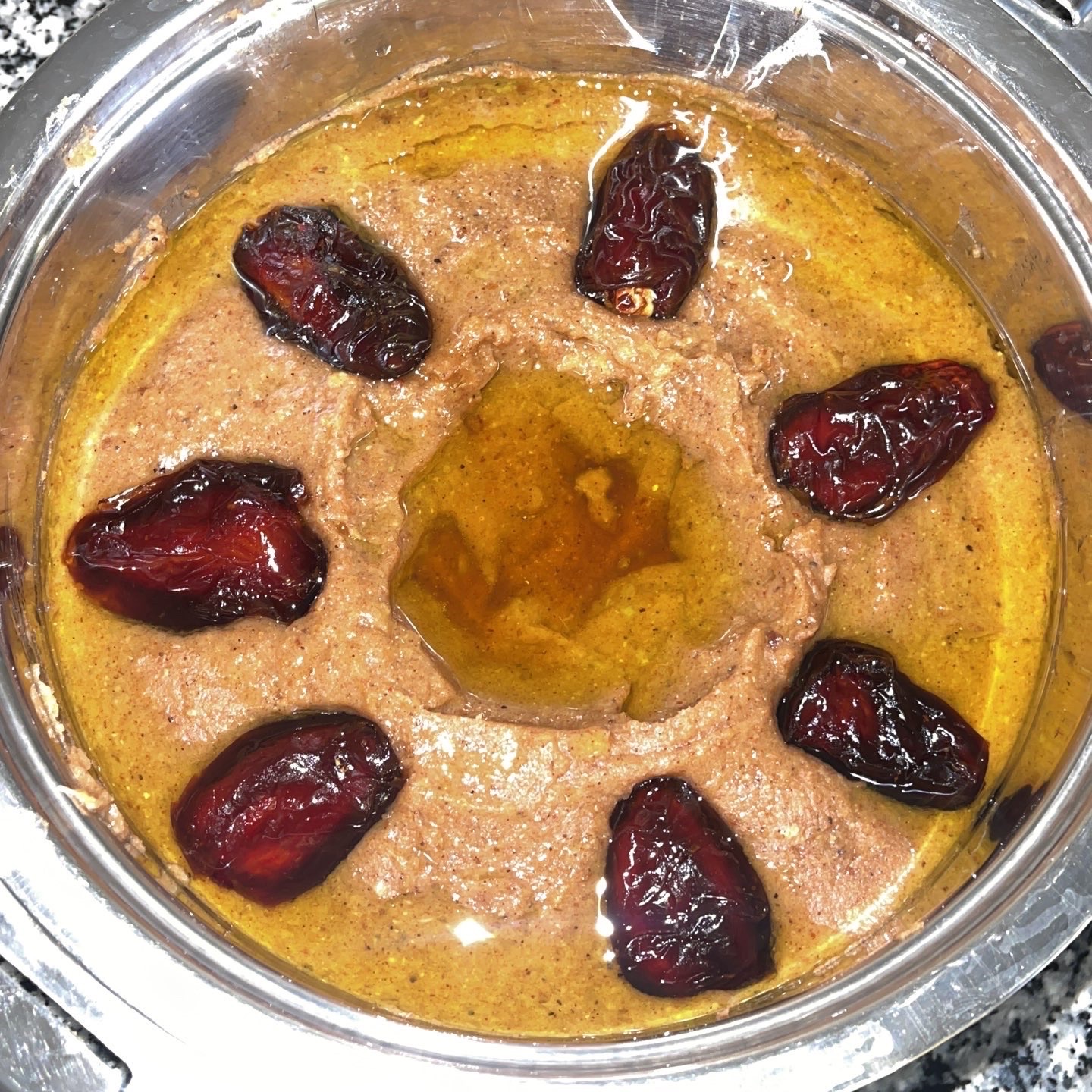 متوفر عريكه القصدير كبير ٣٠﷼ متوسط٢٥﷼ صغير ٢٠﷼ طلب قبله بيوم