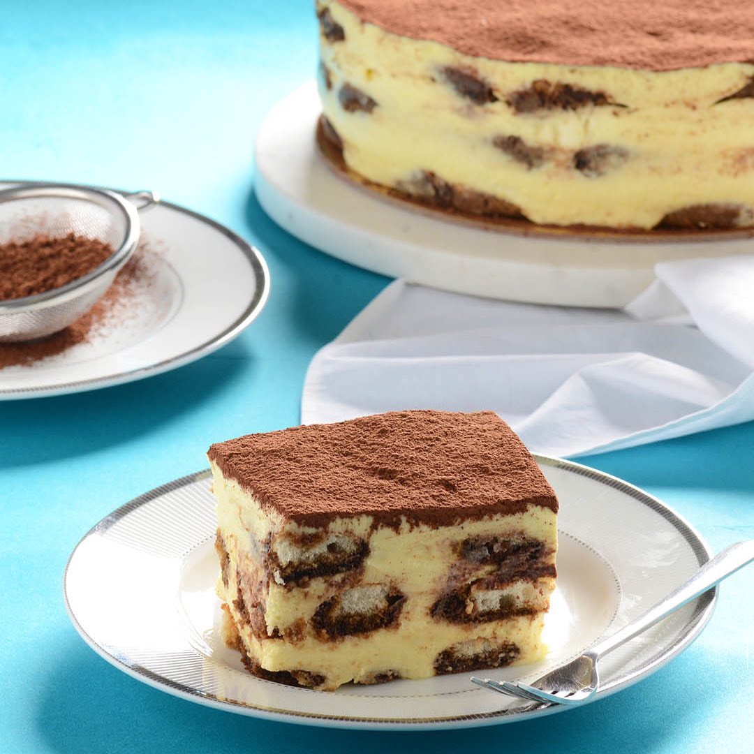عينكم على الطبقات #tiramisu #كافيهات_جدة