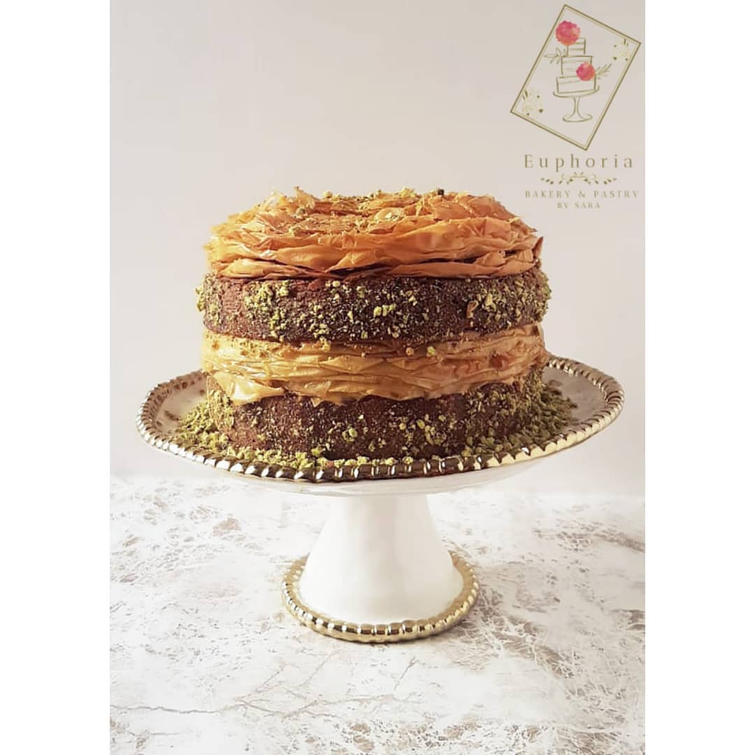 ⁣ ♡ ⁣⁣⁣⁣كيكة البقلاوه بالفستق⁣ ♡ للطلب التواصل عن طريق الدايركت او الوتساب ⁣⁣⁣ ⁣ ♡ Baklava