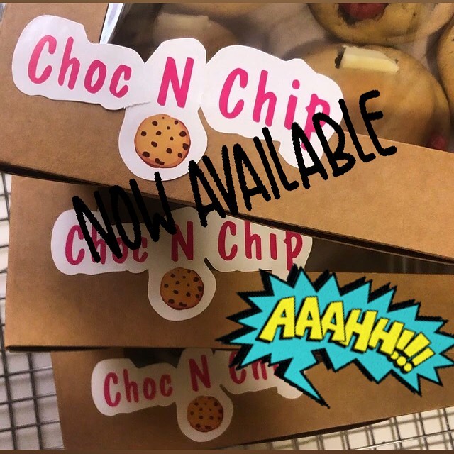 Available today! 2 Box of Raspberry white chocolate cookies Box of 10/80 SR Delivery 30 SR