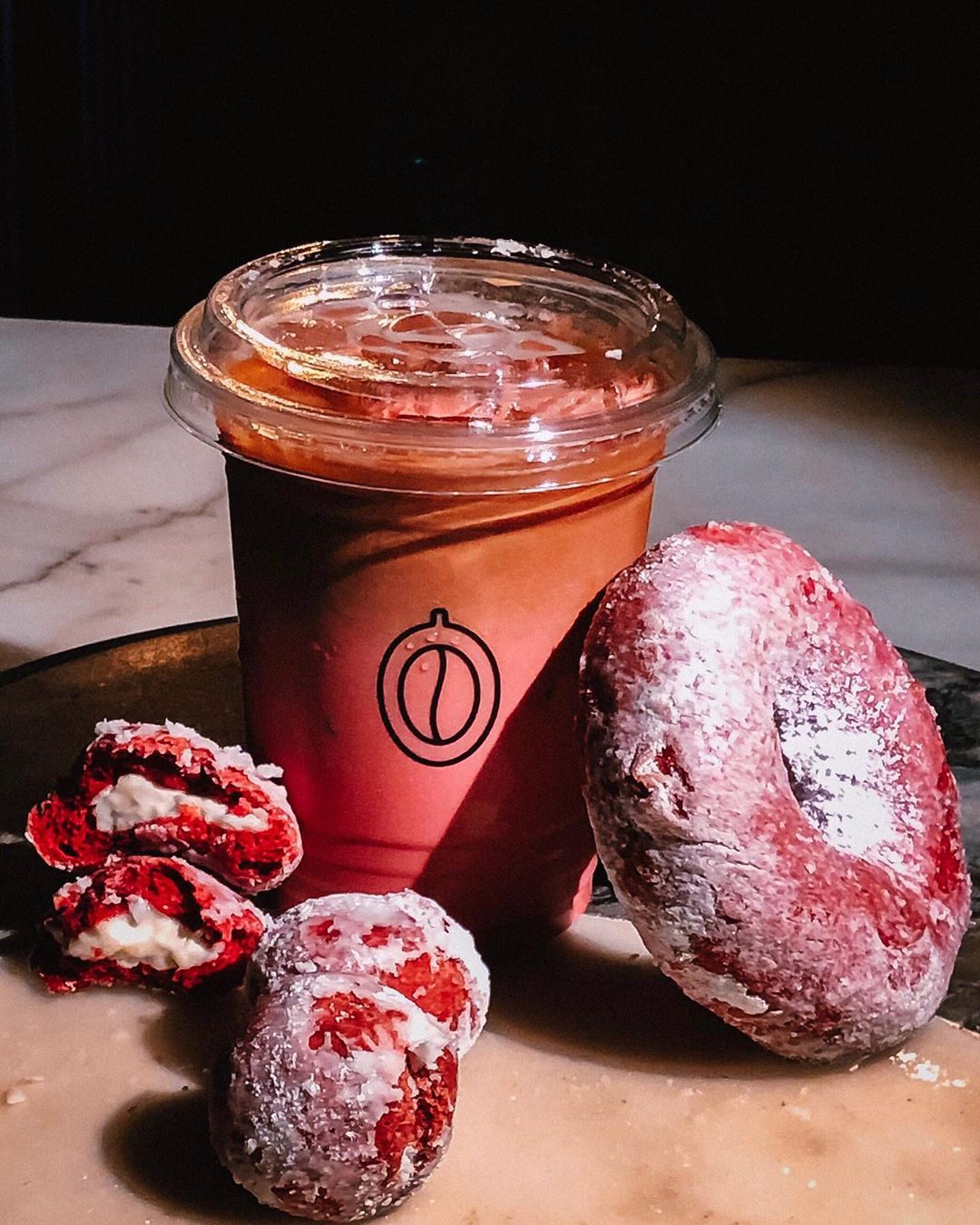 طبق منزلي من Mrs donuts