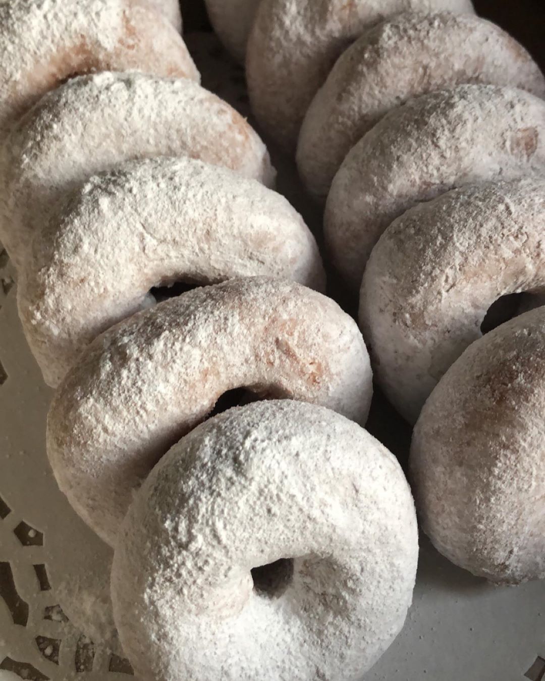❤️☕️ #Jubail #dounts #doughnut #redvelvet #foodie #dessertlovers #jubailads #jubail_indus