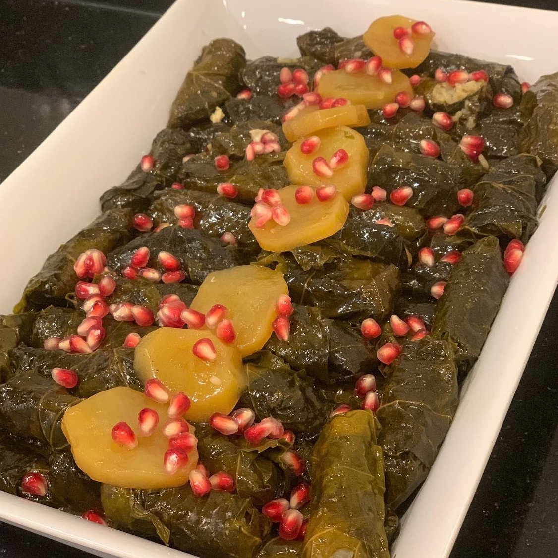 ورق عنب حامض حلو