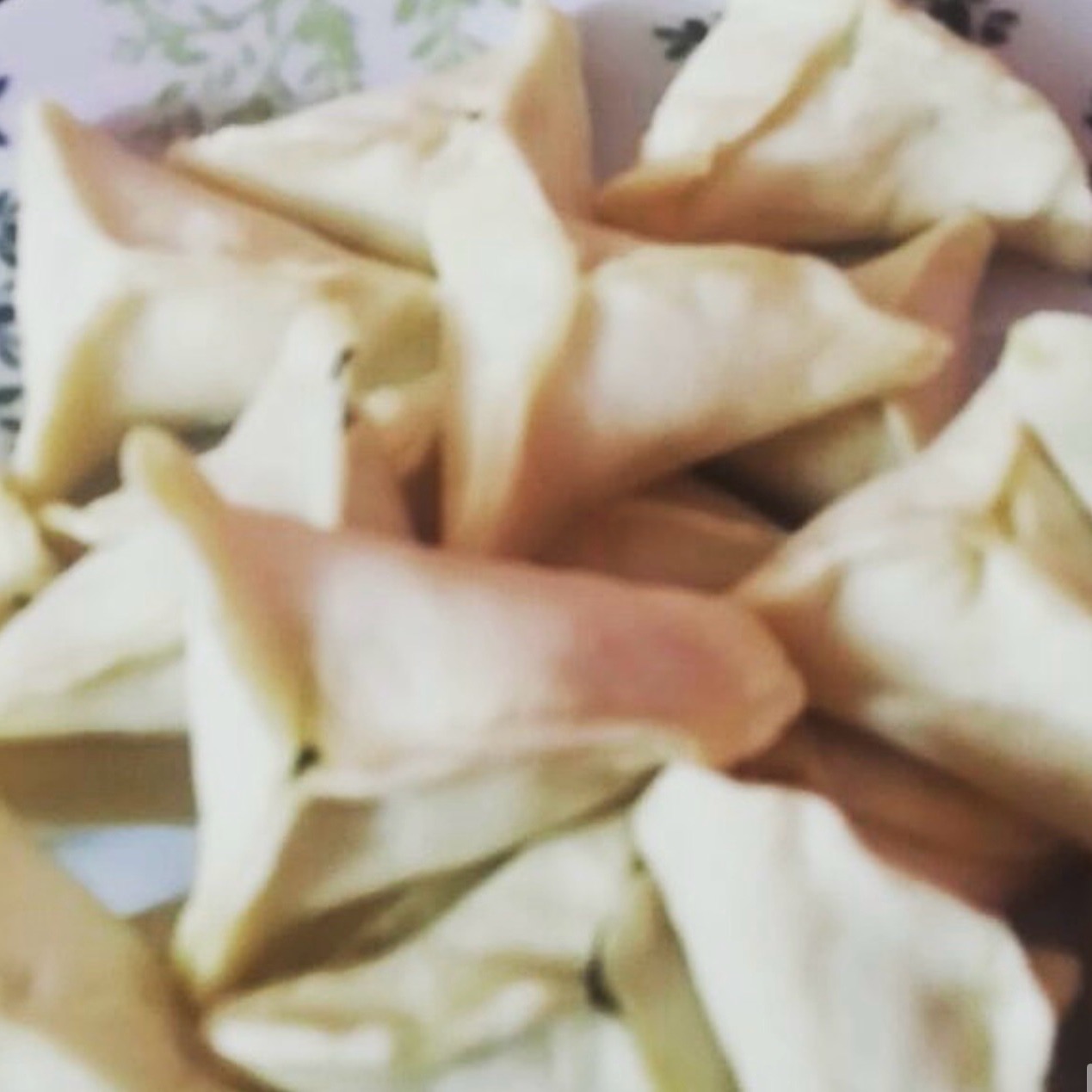 فطاير سبانخ مفرزنه 20 حبه