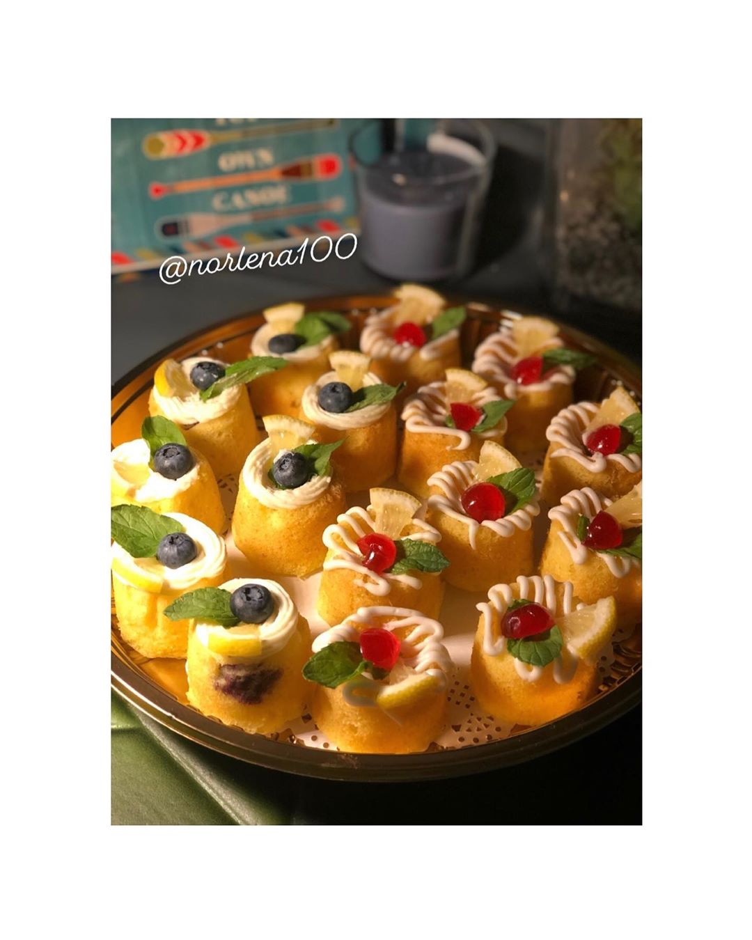 ميني كيك ليمون نورلينا متوفر حسب الطلب❤️ . ‎للطلب التواصل دايركت او واتساب بالرابط المباشر