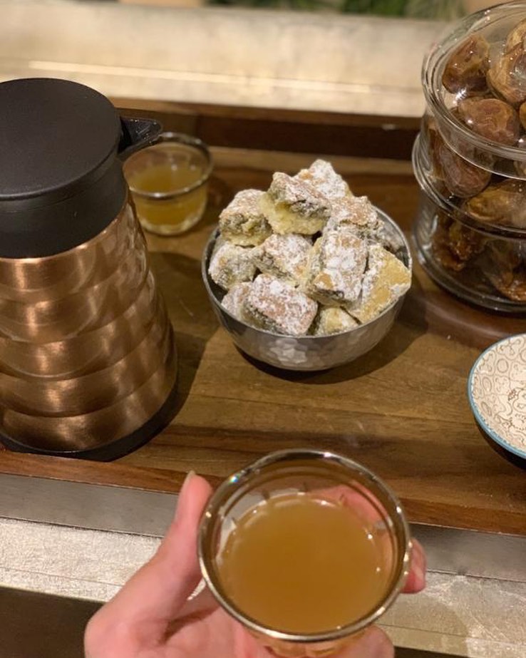 قهوة المغربيه ماتكمل الا بحلا ولا ‍♀️