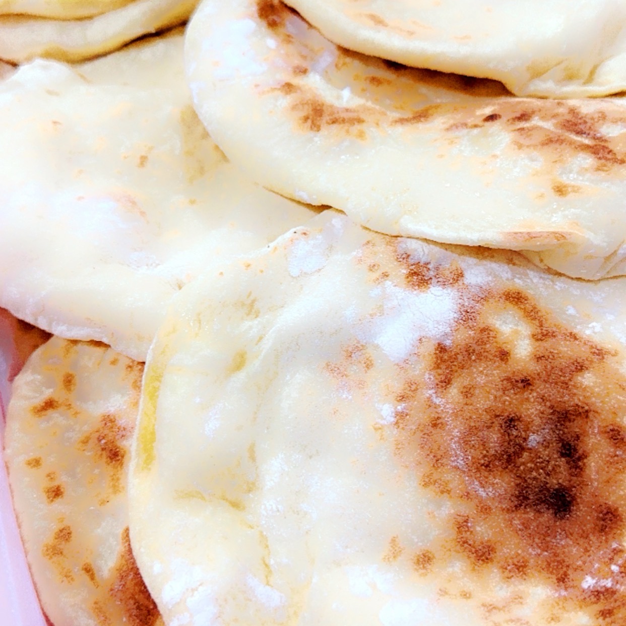 خبز عربي بزيت زيتون