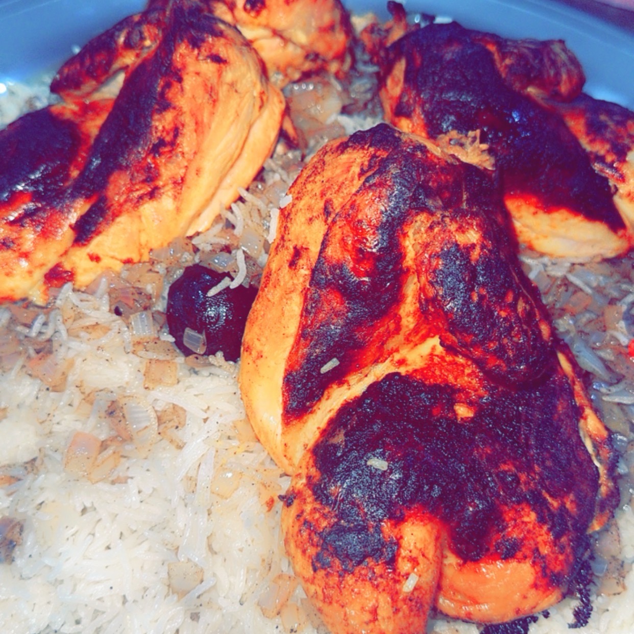رز كبسه ودجاج محمر