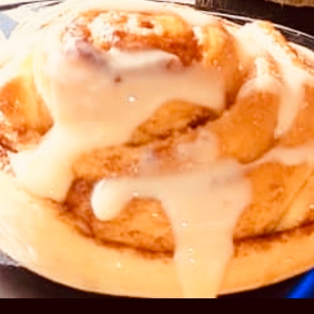 Cinnabon very special topping 4 pieces box 6 pieces box 8 pieces box 10 pieces box 12 piec