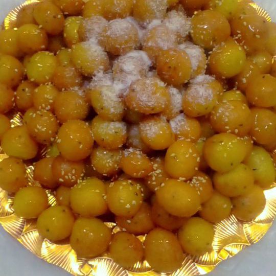 لقيمات