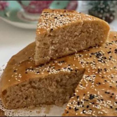 خبزه جنوبيه بالحبه السوداء والسمسم ( تكفي عشر اشخاص كبير )