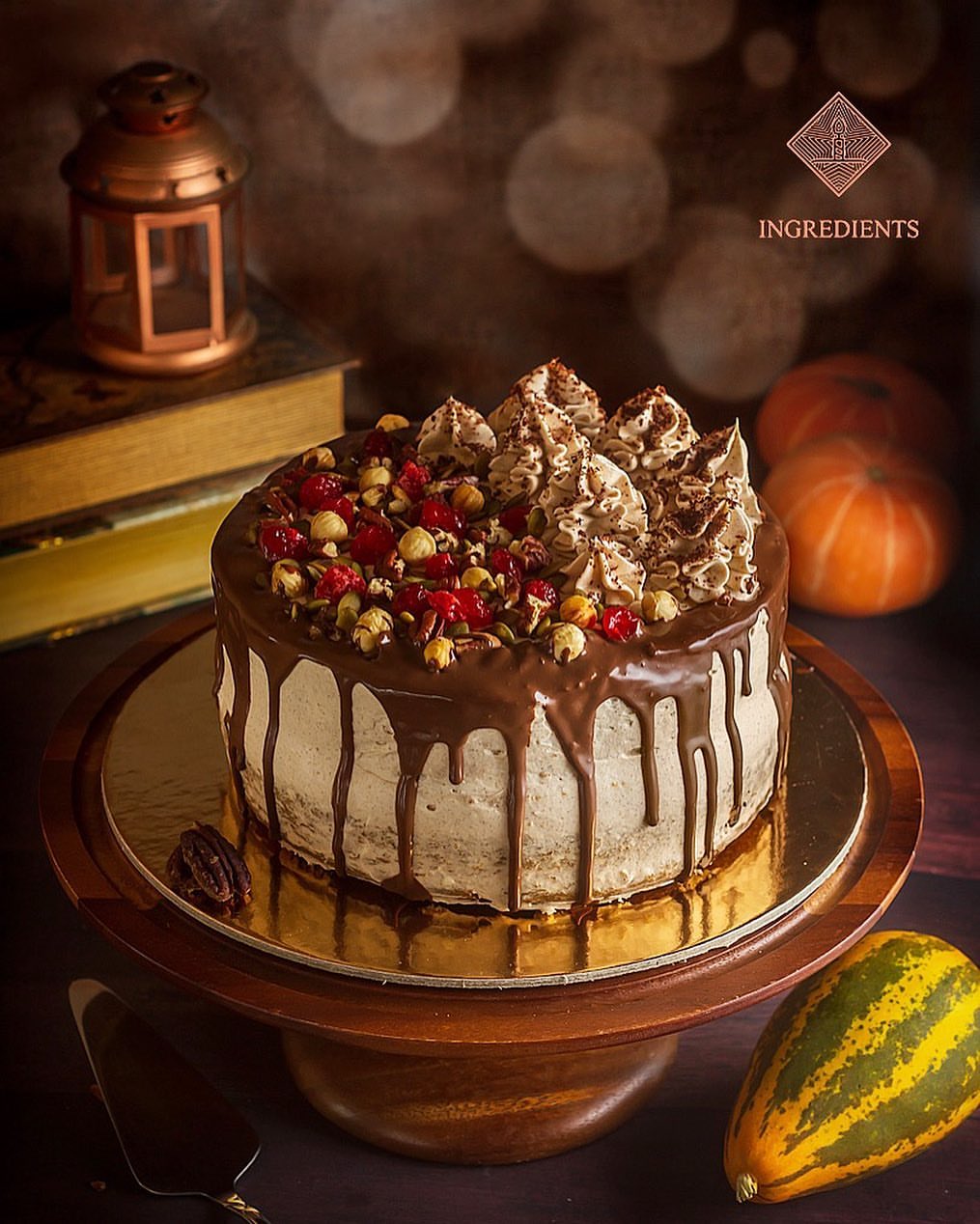 قرب الموسم وجبناها قبل الموسم كيكة اليقطين بالتشوكلت من أشهر كيكات فصل الخريف Pumpkin Cake