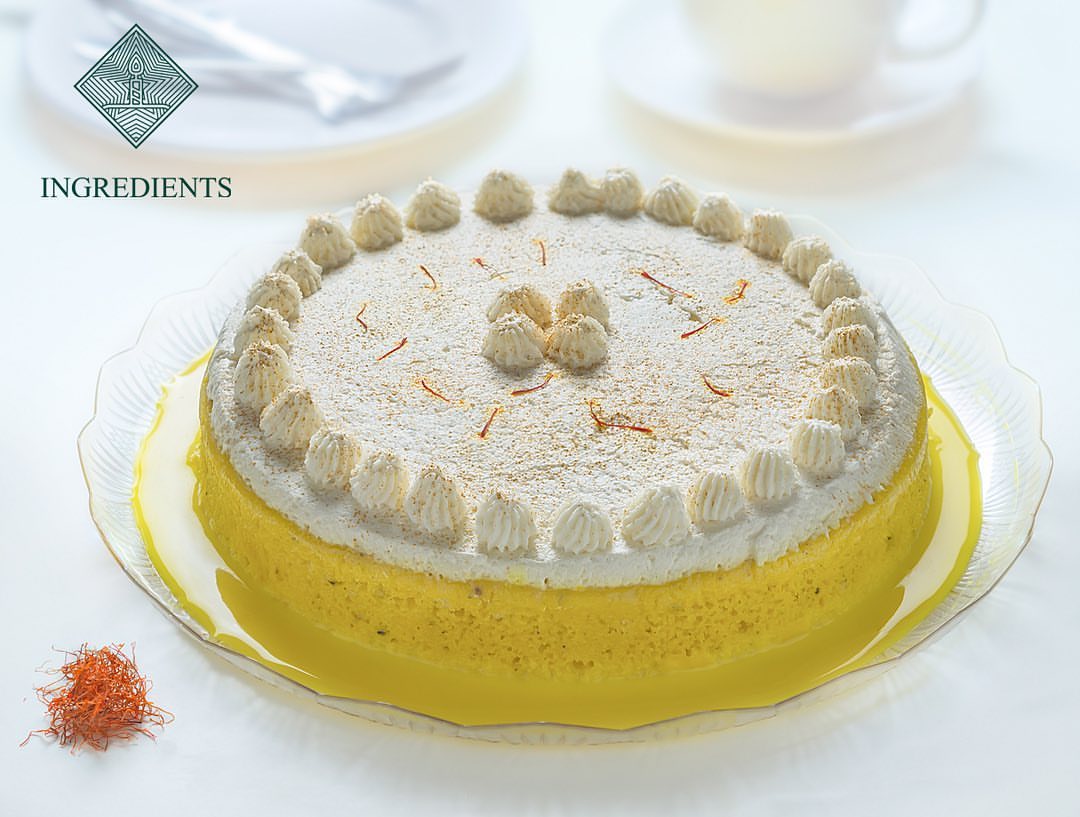 ميز جمعاتك في رمضان بألذ كيكة زعفران بالذهب Golden Saffron Cake for Ramadan’s Gatherings i