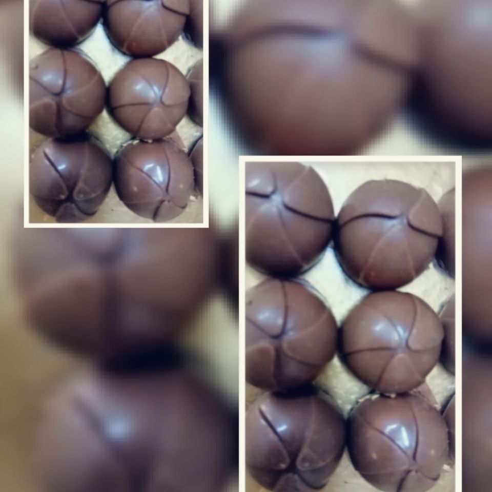 شوكولاته المناسبات لجمعاتكم ولمه العيله والأصدقاء الطلب واتس