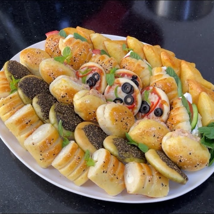 مشكله زعتر جبنه تونا لحم وبيتزا