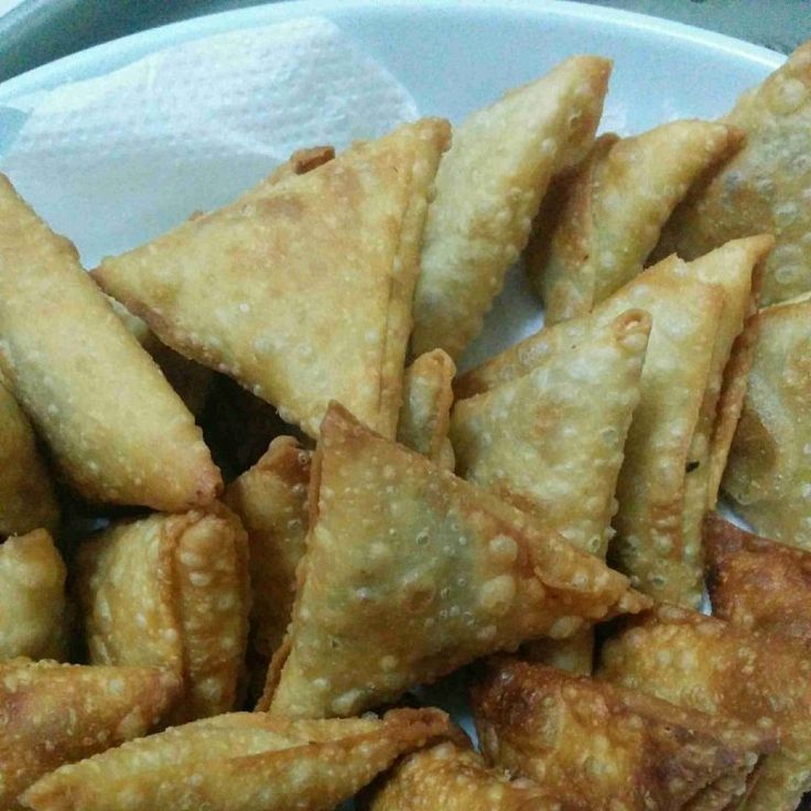 سمبوسه دجاج و سمبوسه جبن