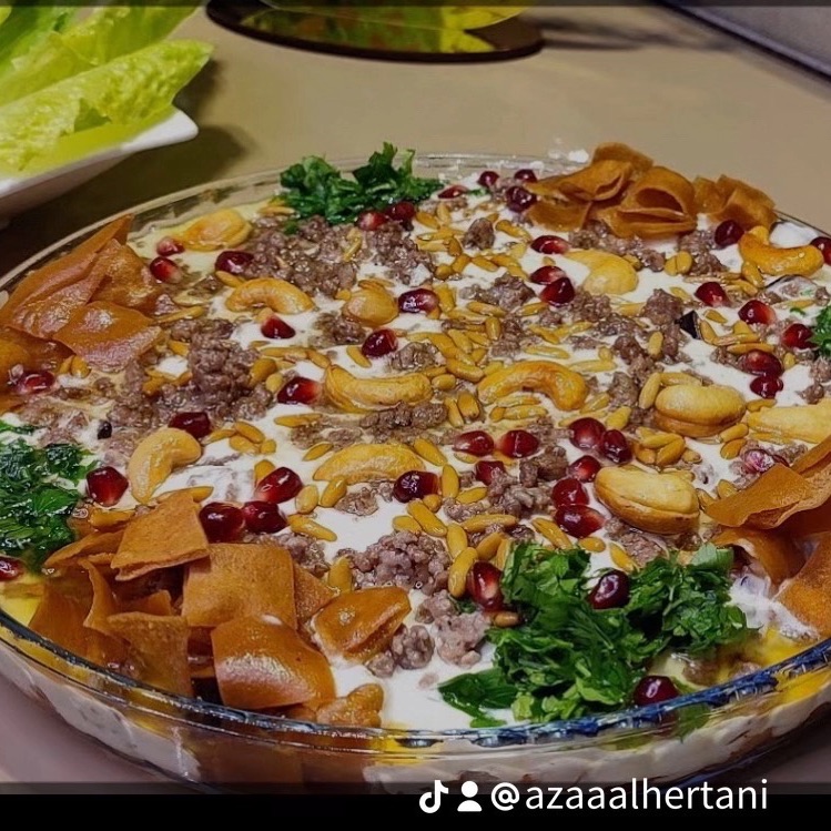 فتة باذنجان باللبن