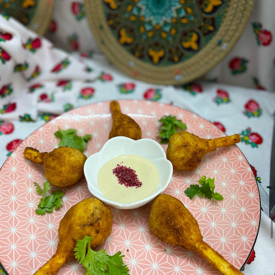 افخاذ دجاج كذابه