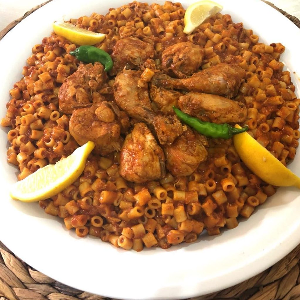 كبسة مكرونه بدجاج