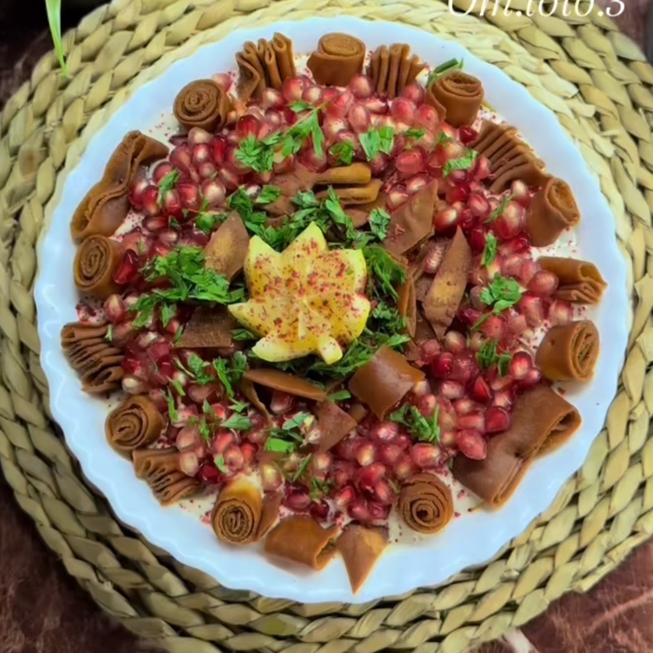 فتة ورق عنب علب صغيرة٤ ريال الحبة صحن ٣٠