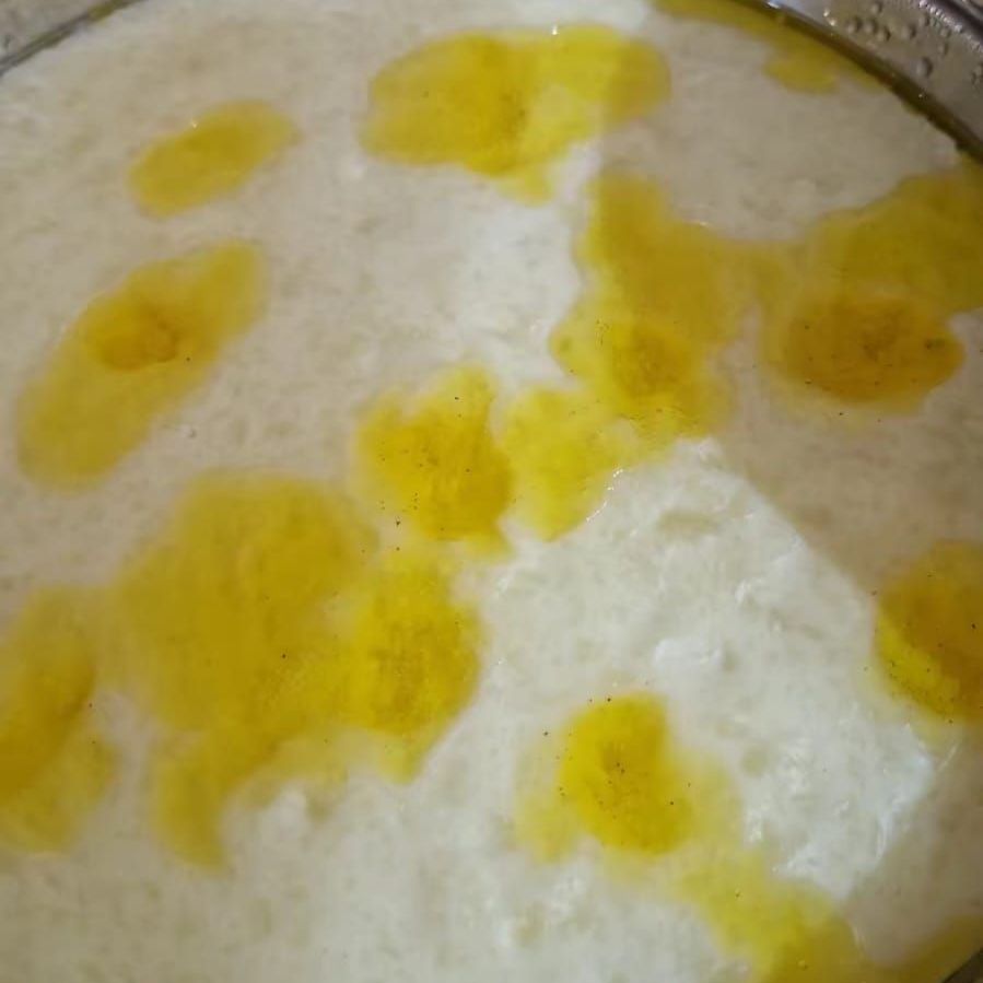 مبثوث بالحليب والسمن