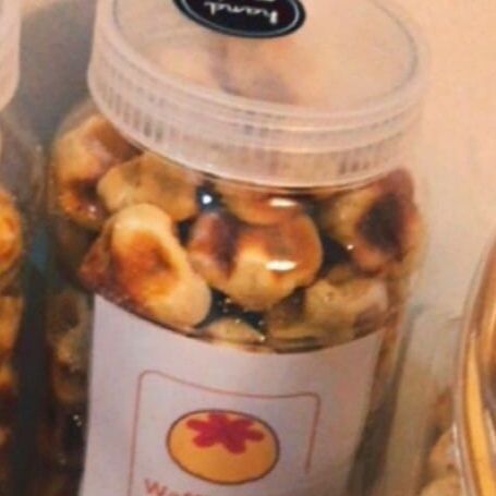علب معمول الوافل بالتمر