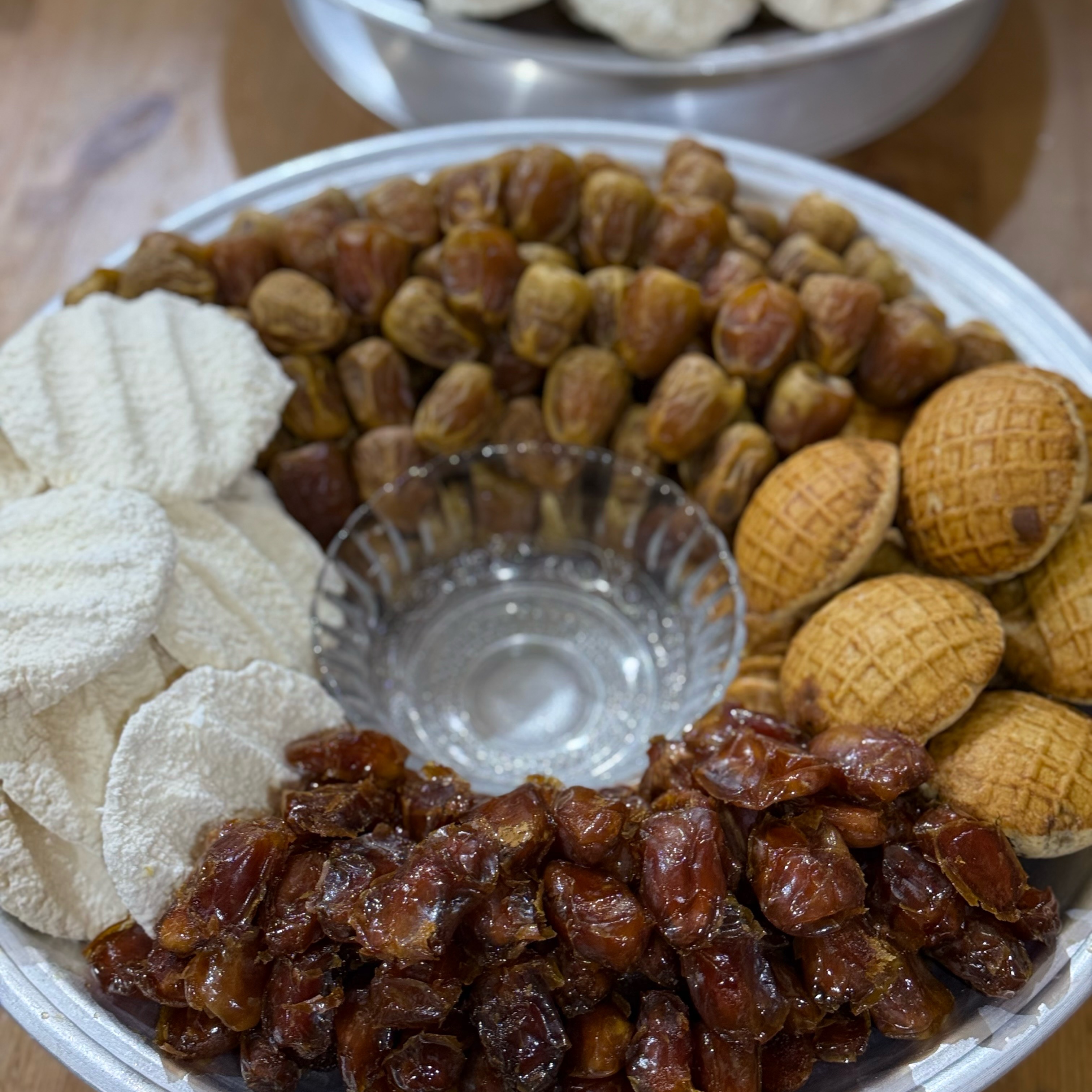 تجهيز ضيافة تمر
