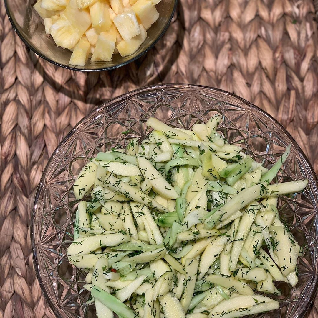 •Apple salad• #salad #saladrecipe #salads #سلطة #سلطات_لذيذه #سلطات_لذيذه #الرياض #السعودي