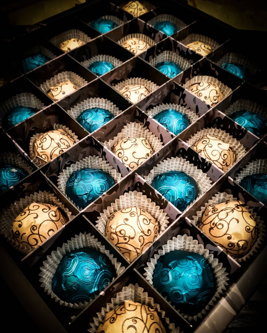 Milk chocolate and white chocolates! Whats your favorite! ________________________________