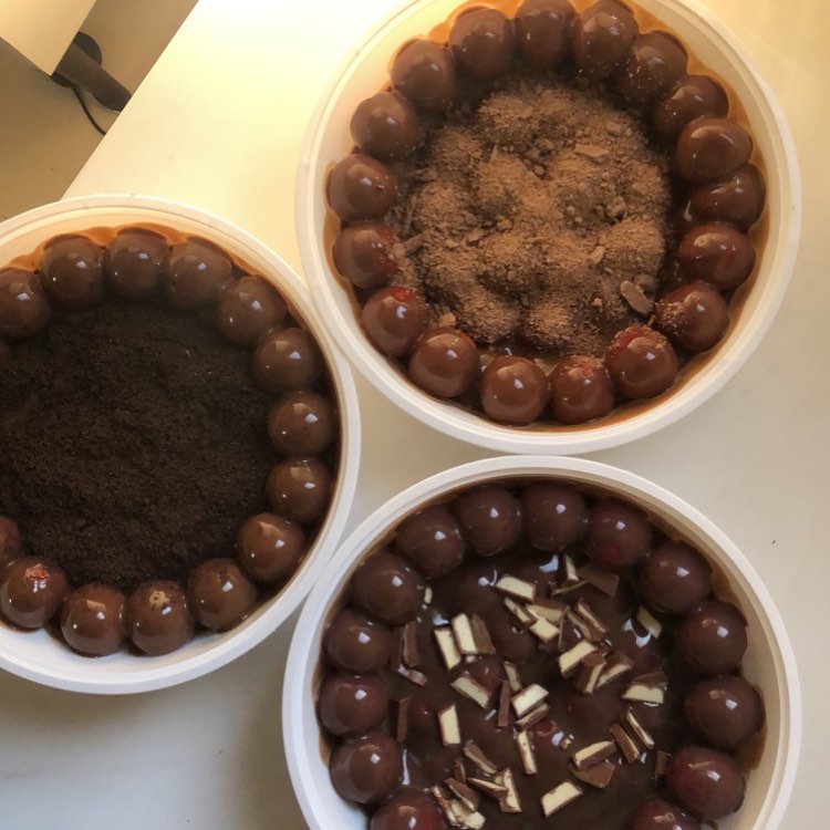ياخذون القلب و الا ما ياخذون ؟ ☺️
