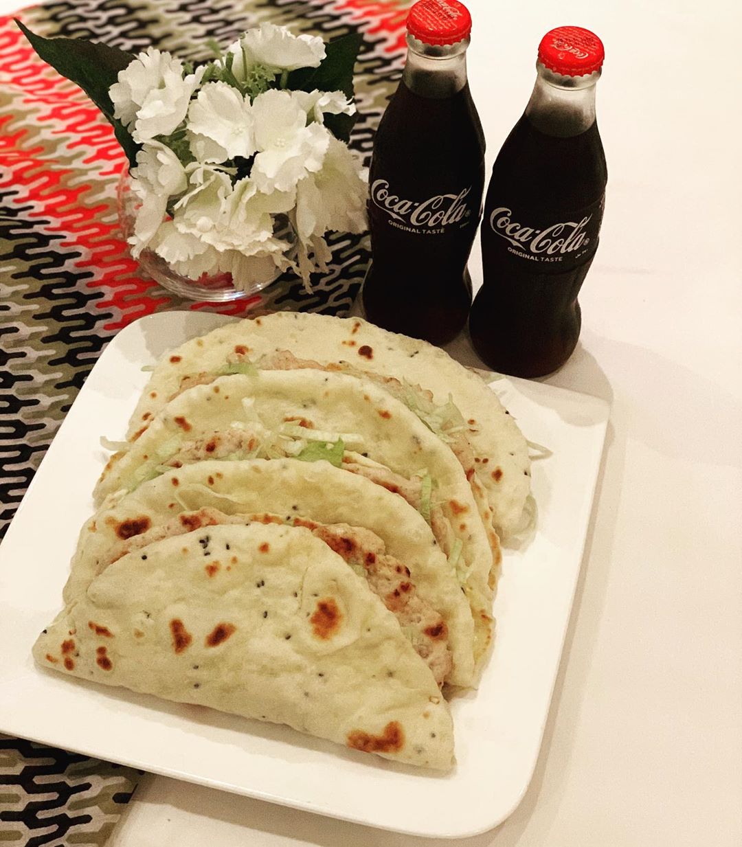 ماك عربي جباااااااار .. الطعم مقارب لماك عربي الاصلية ٩٠ ٪؜ . عجينة الخبز ٣ كاسات دقيق . م